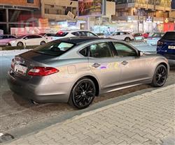 إنفينيتي M37
